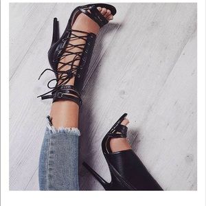 Meet your Posher, Lily